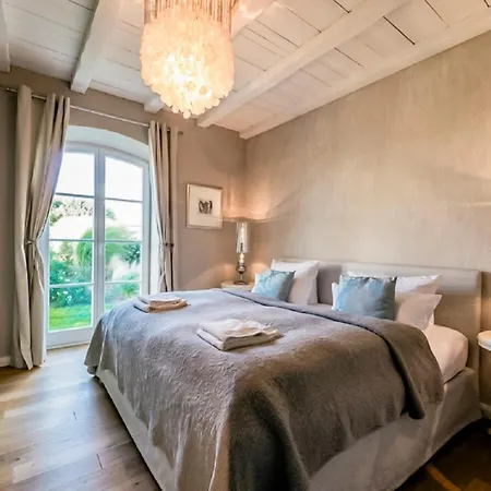 Lerchenhof - Ruhige Premium & Sauna Lejlighed Reestow