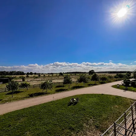 Lerchenhof In Appartement Reestow