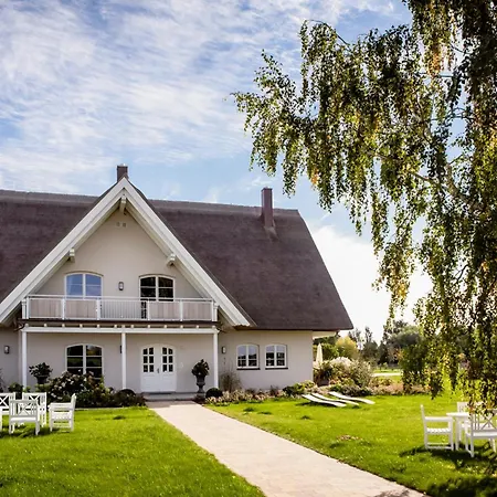 Lerchenhof In Appartement Reestow
