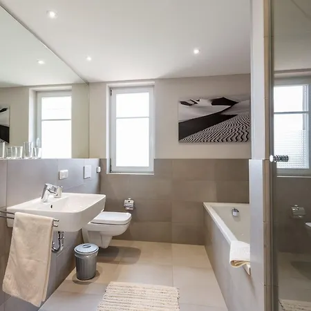 Lerchenhof - Ruhige Premium & Sauna Lejlighed Reestow
