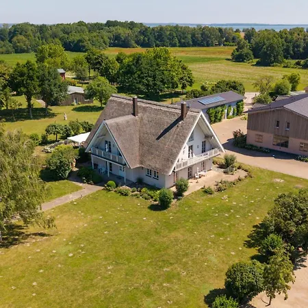 Lerchenhof - Ruhige Premium & Sauna * Reestow
