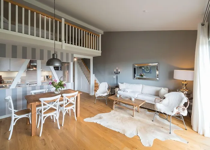 Lerchenhof In * Reestow